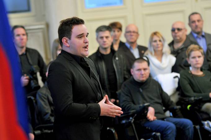 iga Lakner, kontratenorist - Ob mednarodnem dnevu invalidov